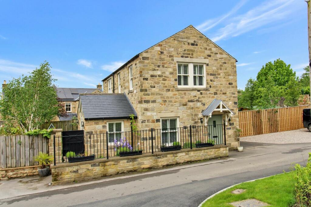 Detached cottage Kirkby Malzeard